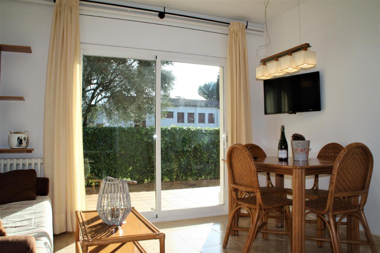 Apartaments Margarita Sabina Pinell Platja d'Aro Exterior photo