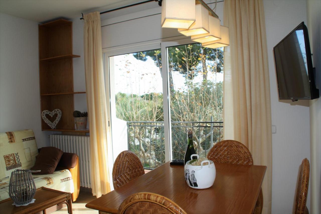 Apartaments Margarita Sabina Pinell Platja d'Aro Exterior photo